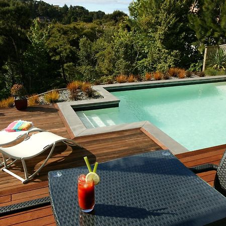 Decks Of Paihia Bed and Breakfast Exteriör bild