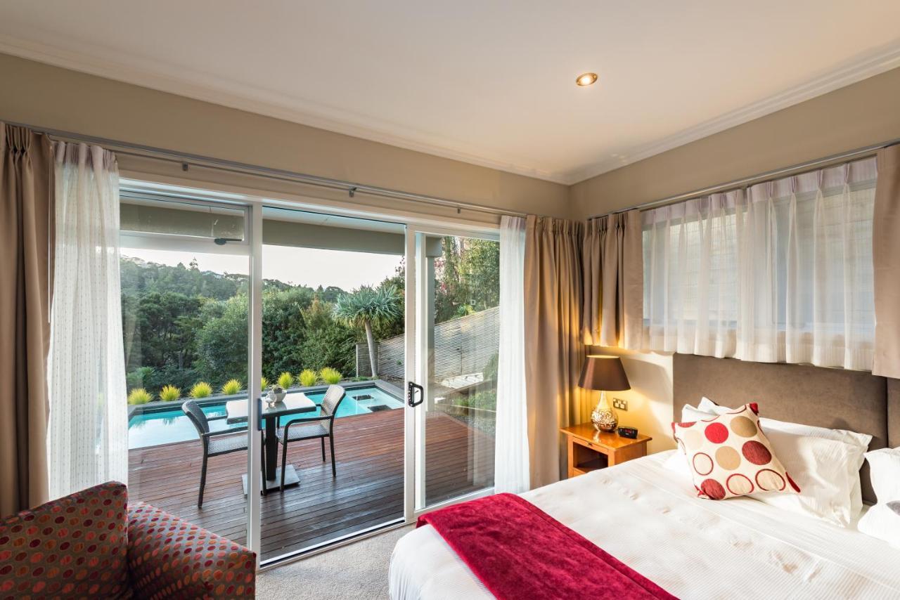 Decks Of Paihia Bed and Breakfast Exteriör bild