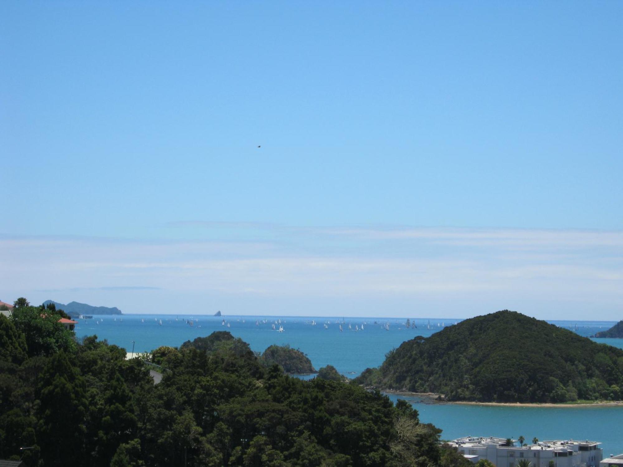 Decks Of Paihia Bed and Breakfast Exteriör bild